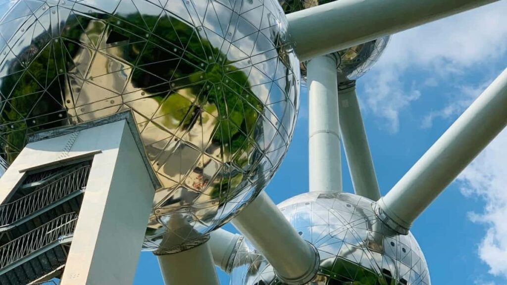 Practical guide for Australian advertisers to locate and brief Cambodia-based Twitter creators for sustainability campaigns outreach channels, vetting tips and campaign formats.