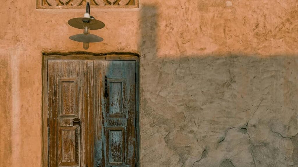 Practical guide for Aussie creators on finding, pitching and producing branded tutorials with Kazakhstan brands on Josh outreach scripts, local tips and campaign examples.