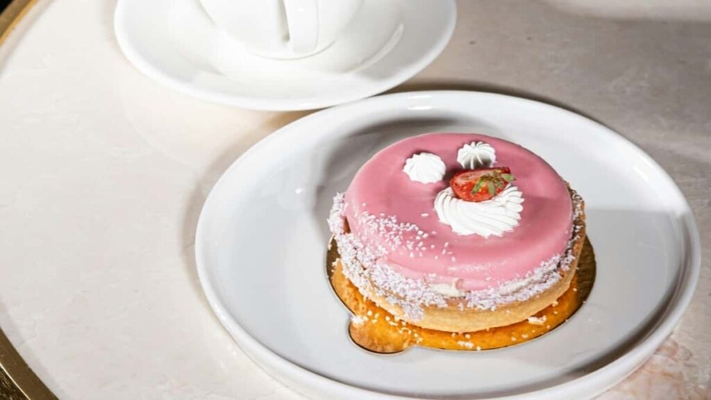 Practical guide for Australian advertisers to locate and work with Algeria Takatak creators to drive fast, high-converting flash sales via influencer hype.