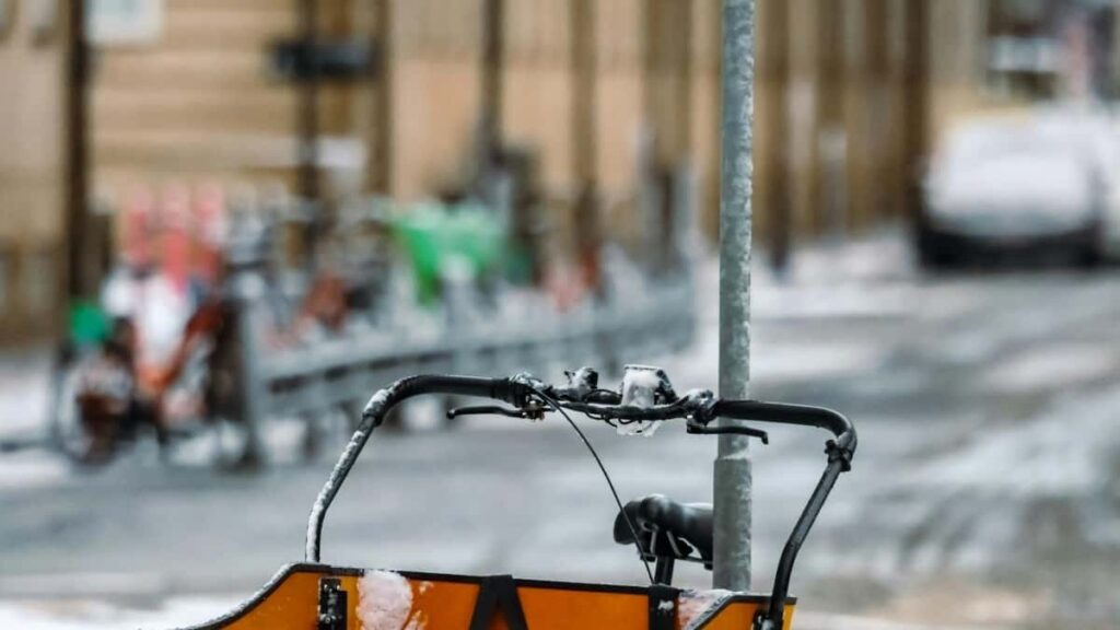 Practical guide for Australian advertisers on sourcing United States Shopee creators, running creator-led sales pushes and using affiliate integrations (Facebook, YouTube, Shopee tools).