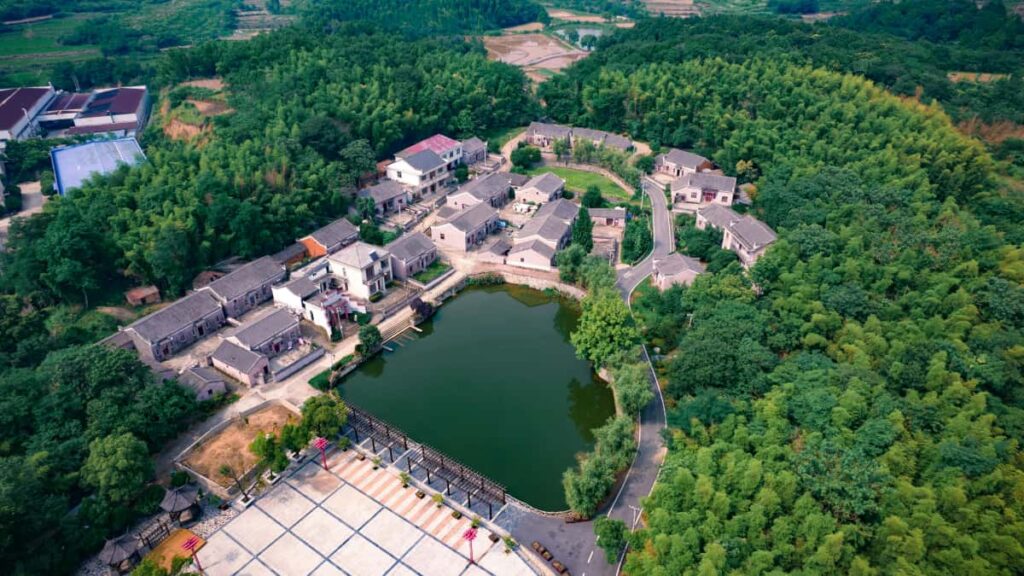 Practical, street-smart guide for Australian creators to find and partner with Iraqi Etsy brands for tourism-board campaigns outreach scripts, platform tactics, and cultural tips.