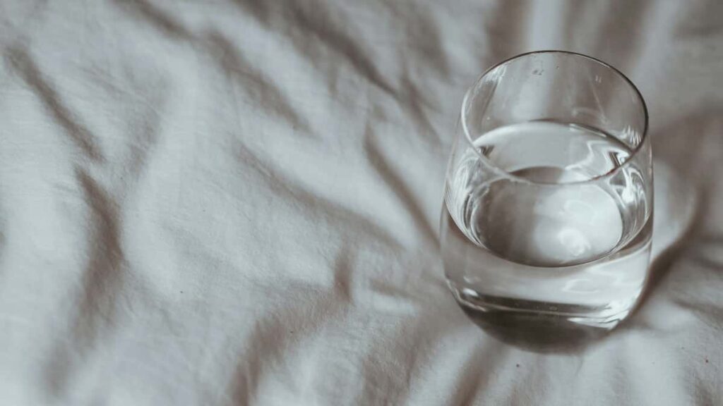 Practical guide for Australian creators on connecting with Swedish brands via Telegram for live product demos, outreach scripts, tools and privacy tips.