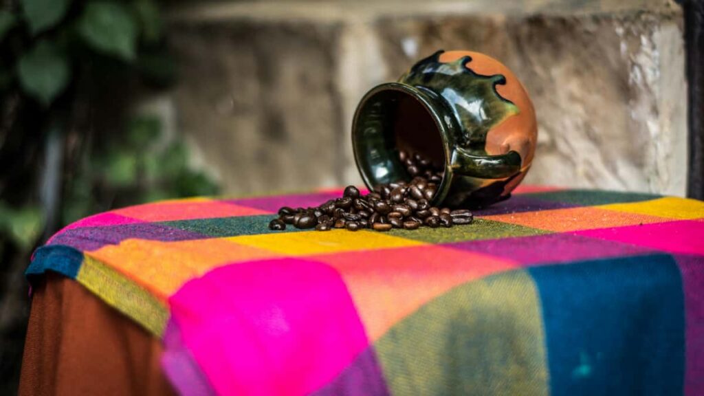 Practical guide for Australian advertisers to find Panama-based Amazon creators and pair them with top creators for product-line launches; tactics, tools, and legal pointers.